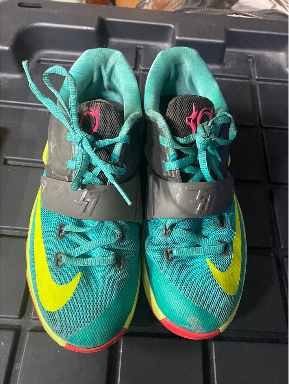 Nike 669942-300 KD Carnival Hypher-green/pink/gray/Yellow Youth Size 5Y